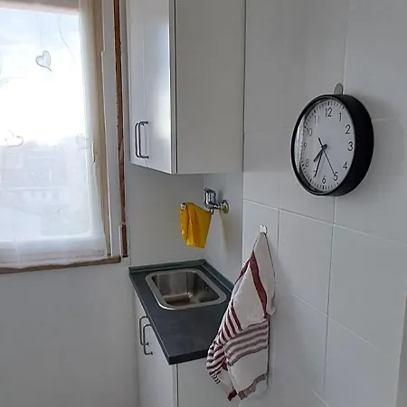 Notte Novarese - Minimal Lägenhet