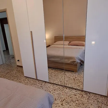 Notte Novarese - Minimal *